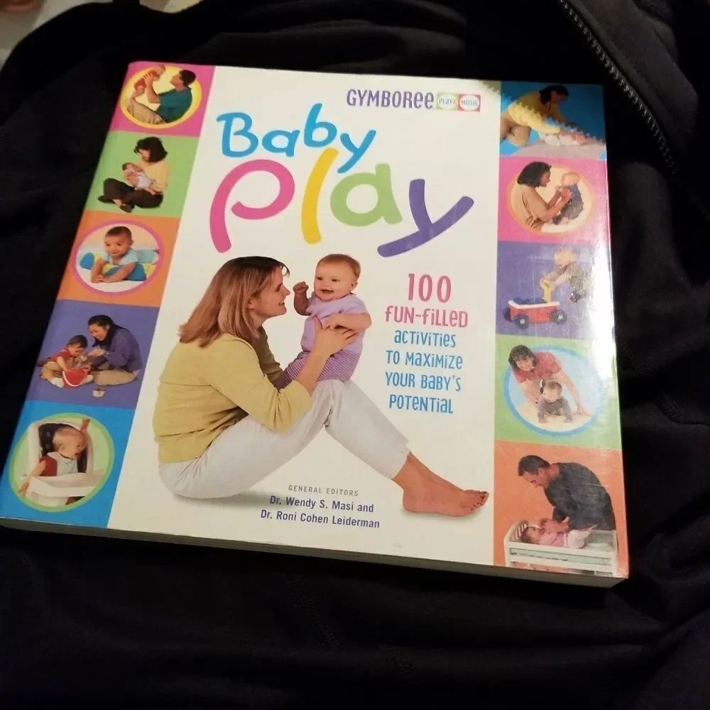 Baby Book   - Picture 10 of 13
